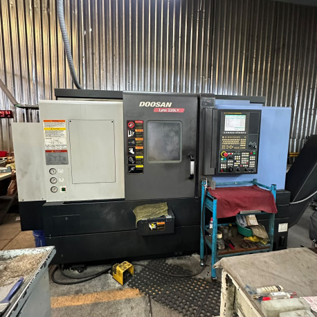 Doosan Lynx 220LYC 2014